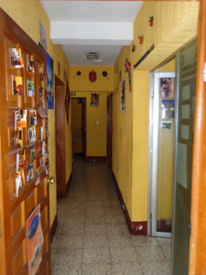 Hotel Encuentro Del Viajero Panajachel Exterior photo